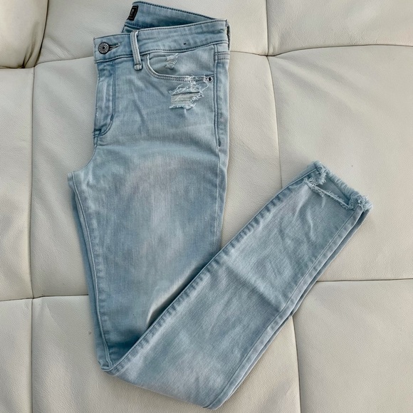 Abercrombie & Fitch Denim - Abercrombie High rise super skinny jeans.